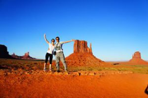 Amy et Romain Monument Valley USA https://www.facebook.com/romain.supertramp.3?fref=ts