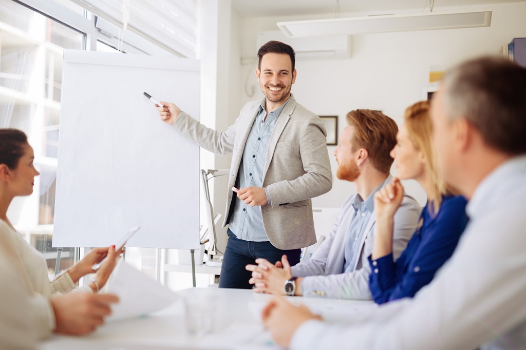 Formation professionnelle : Former pour gagner de l’argent !