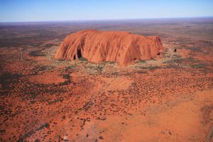 Uluru en Australie by Pixabay